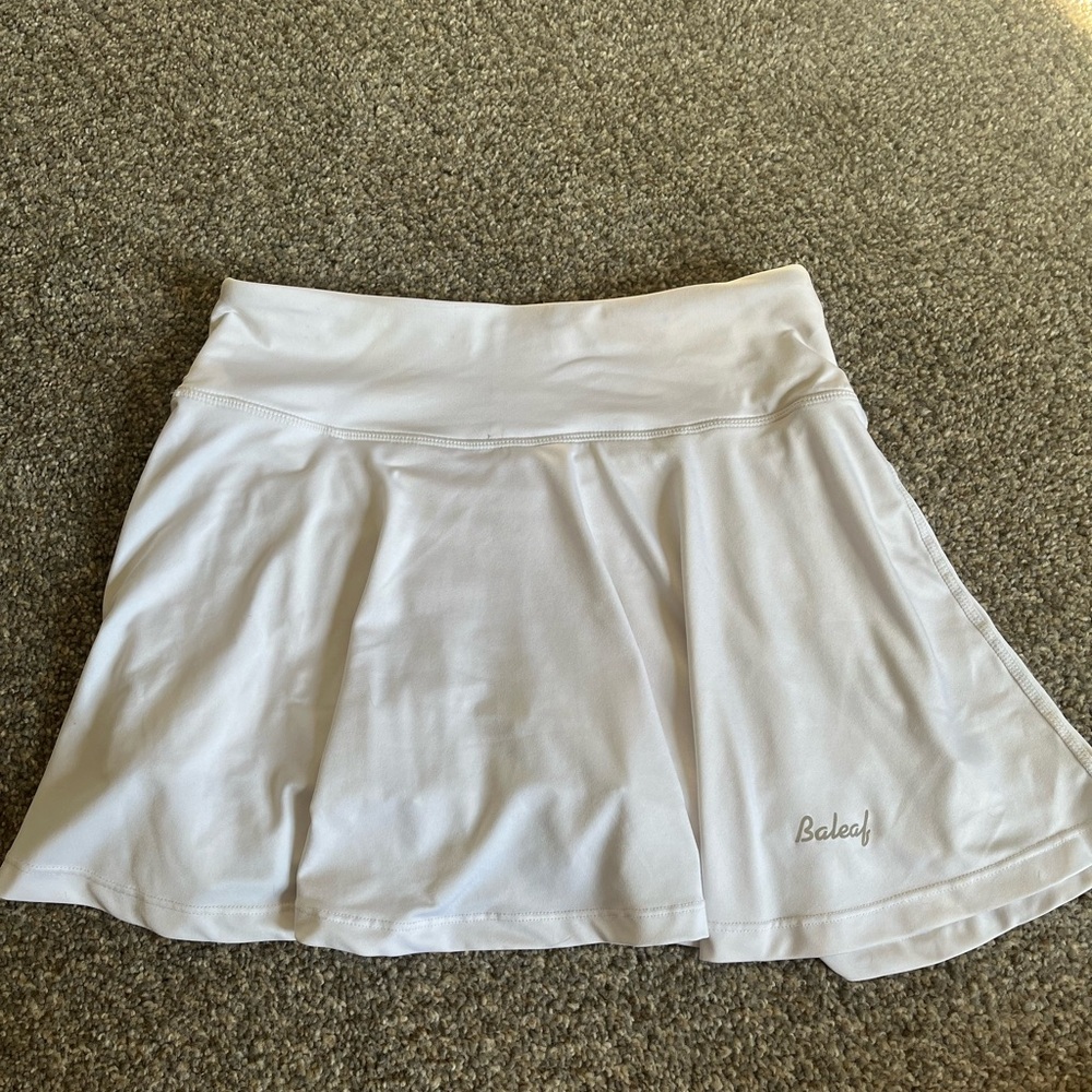 Baleaf white tennis skirt